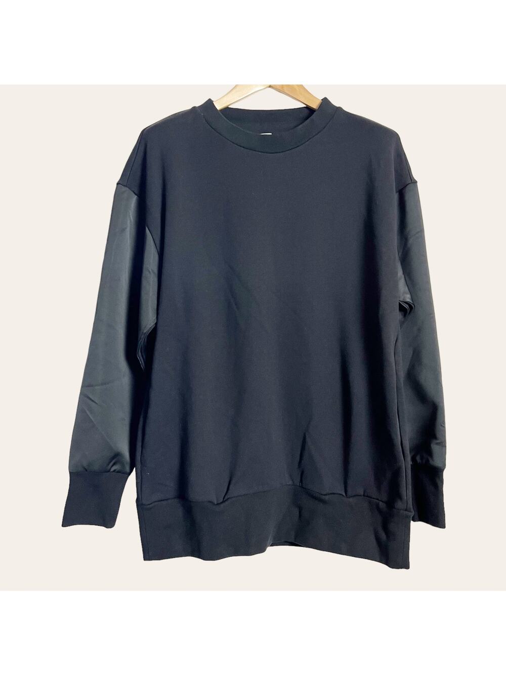 Eleventy Women's Black Crewneck Oversized Satin Pullover Sweatshirt Size S